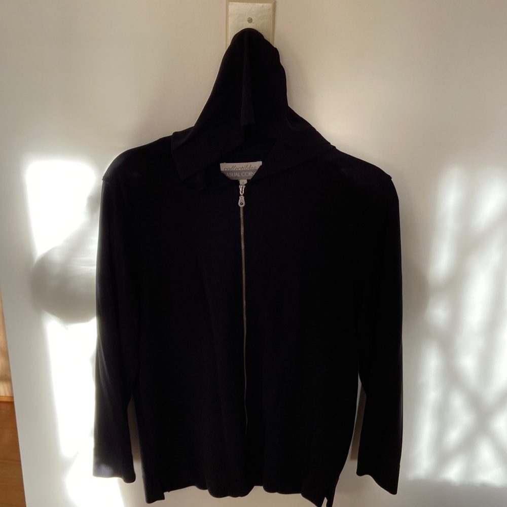 Casual Corner Black zipped hooded jacket, size S